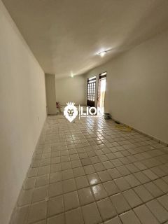 ALUGUEL – CASA ESPAÇOSA E BEM LOCALIZADA!