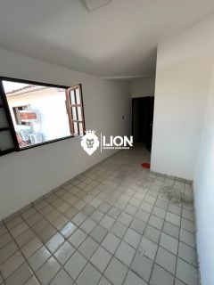 ALUGUEL – CASA ESPAÇOSA E BEM LOCALIZADA!