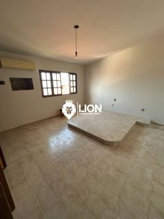 ALUGUEL – CASA ESPAÇOSA E BEM LOCALIZADA!