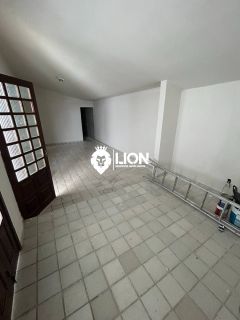 ALUGUEL – CASA ESPAÇOSA E BEM LOCALIZADA!