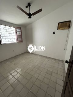 ALUGUEL – CASA ESPAÇOSA E BEM LOCALIZADA!