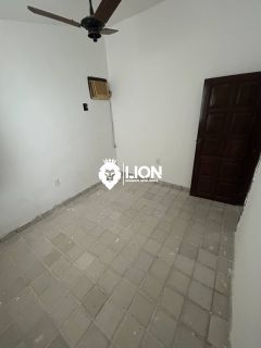 ALUGUEL – CASA ESPAÇOSA E BEM LOCALIZADA!