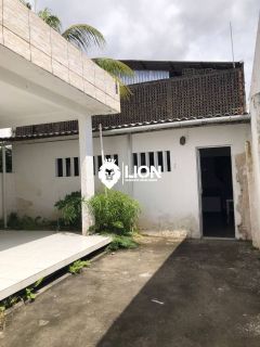 VENDE-SE CASA COMERCIAL – TABULEIRO DOS MARTINS, MACEIÓ