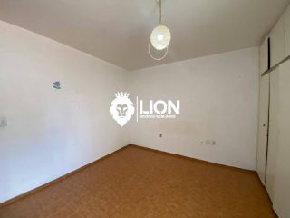 Apartamento amplo e bem localizado a menos de 1km do mar!