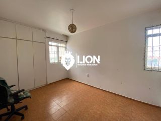 Apartamento amplo e bem localizado a menos de 1km do mar!