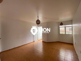 Apartamento amplo e bem localizado a menos de 1km do mar!