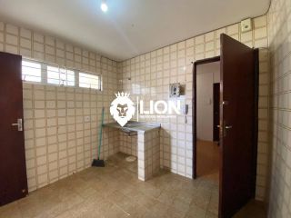 Apartamento amplo e bem localizado a menos de 1km do mar!