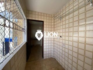 Apartamento amplo e bem localizado a menos de 1km do mar!