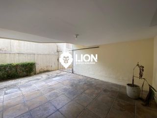 Apartamento amplo e bem localizado a menos de 1km do mar!