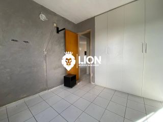 Apartamento Para Alugar com 2 quartos no José Tenório