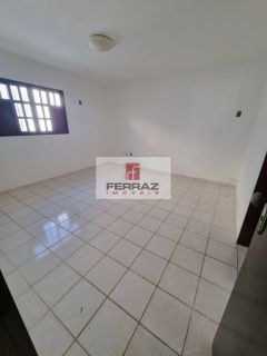 Casa alugel emaus, dois quartos, suíte, banheiro social,  armários de cozinha