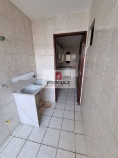 Casa alugel emaus, dois quartos, suíte, banheiro social,  armários de cozinha