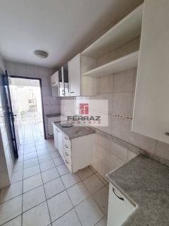 Casa alugel emaus, dois quartos, suíte, banheiro social,  armários de cozinha