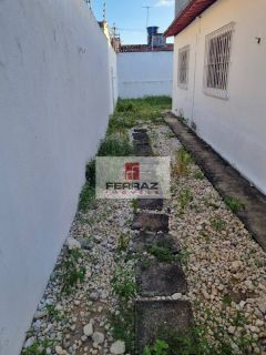 Casa alugel emaus, dois quartos, suíte, banheiro social,  armários de cozinha