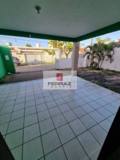 Casa alugel emaus, dois quartos, suíte, banheiro social,  armários de cozinha