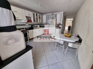 Casa á venda em ponta negra, quatro quartos, suíte, escritório,  duas dependências, piscina, churrasqueira.