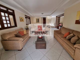 Casa á venda em ponta negra, quatro quartos, suíte, escritório,  duas dependências, piscina, churrasqueira.