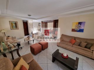 Casa á venda em ponta negra, quatro quartos, suíte, escritório,  duas dependências, piscina, churrasqueira.