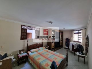 Casa á venda em ponta negra, quatro quartos, suíte, escritório,  duas dependências, piscina, churrasqueira.