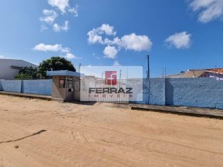 Casa em condomínio para alugar, nova parnamirim, dois quartos, banheiro social, cozinha, área de serviço, quintal, garagem coberta