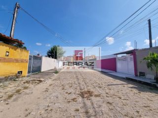 Casa em condomínio para alugar, nova parnamirim, dois quartos, banheiro social, cozinha, área de serviço, quintal, garagem coberta