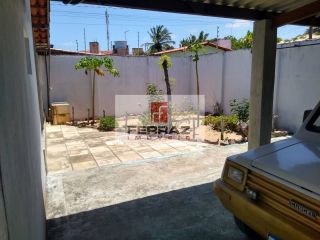 Casa venda praia de Búzios, três quartos, suíte, quarto reversível, escriturada, piscina, área gourmet. Prox a beira mar.