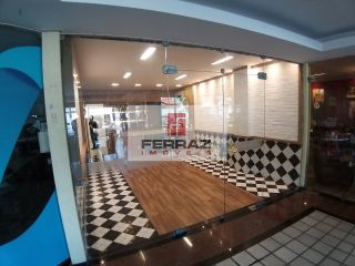 Loja para venda com 77m2, recepção, duas salas, banheiro privativo, no potengi flat, Petrópolis.