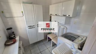 Apartamento para locação no bairro de Petrópolis, três quartos, suíte, banheiro social, cozinha, área de serviço, semimobilado