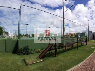 Casa a venda em condomínio, nova, três suítes, closet, piscina privativa, ampla, ventilada