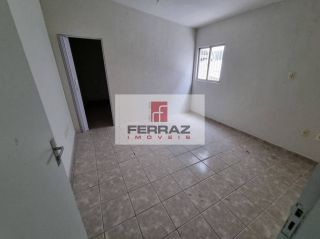 Salas comerciais em candelária. Recepção, estacionamento e wc. A partir de 20 m²