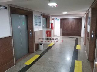 Sala para locação em petrópolis, harmony center, recepção, banheiro privativo, varanda.