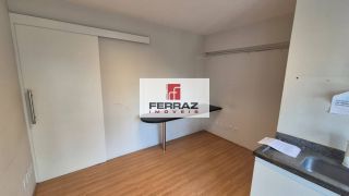 Sala comercial para aluguel no tirol, banheiro privativo, piso laminado, recepção, quatro elevadores, garagem