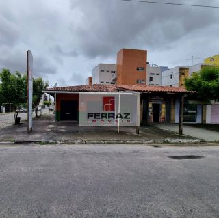 Loja na av. Petra Kelly, Nova Parnamirim, 60m², banheiro privativo, esquina