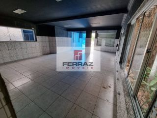 Loja para aluguel na Maria lacerda, com escritório e banheiro, estacionamento privativo