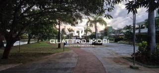 Casa duplex no Condomínio Melício Machado