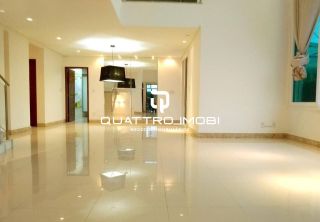 Casa no Condomínio Ravines