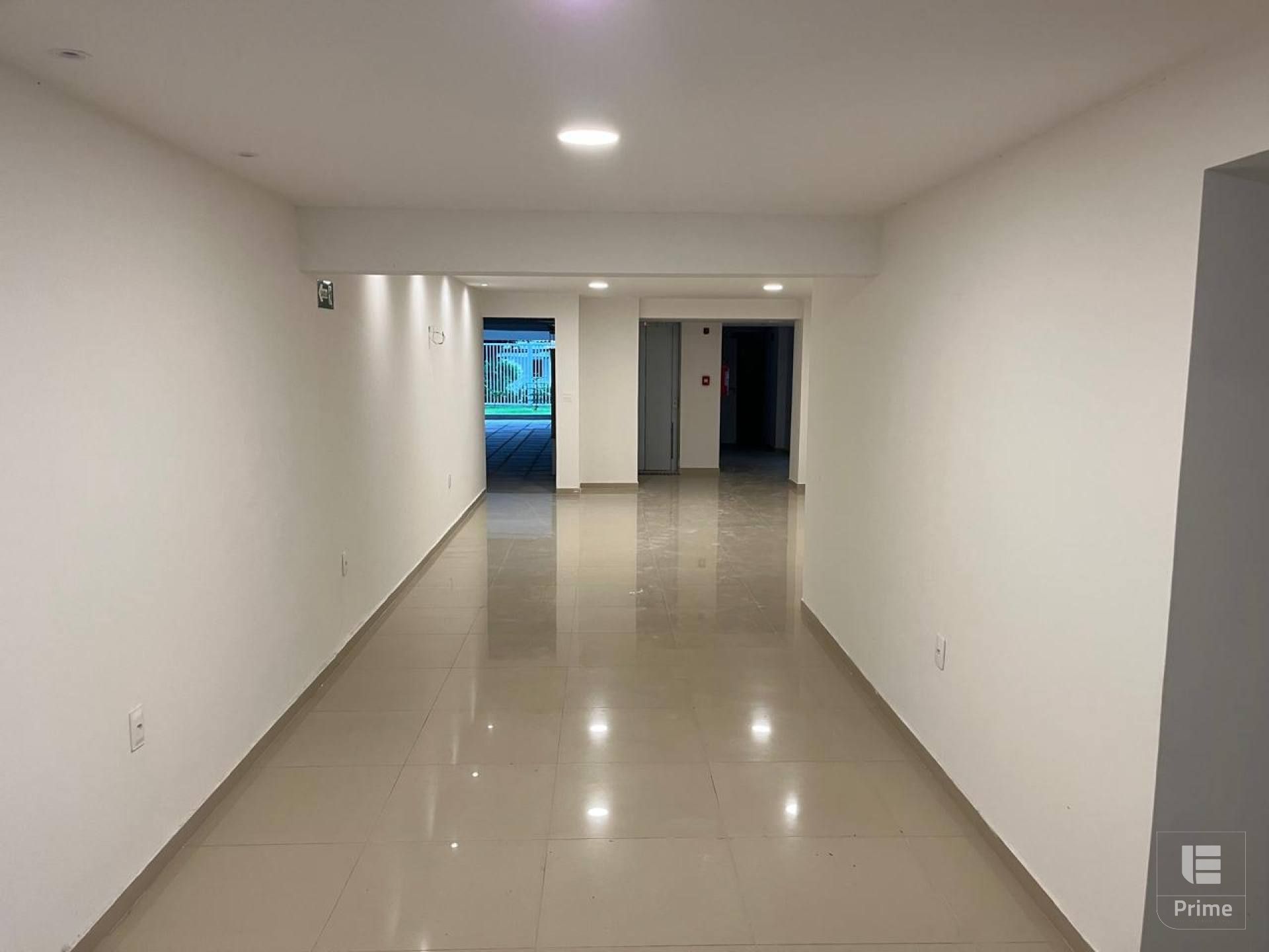 Apartamento novo, em Boa Viagem, localizado na rua Marechal Juarez Távora, nº 370.
