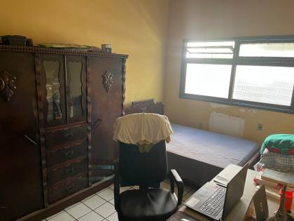 Casa ampla, em exelente estado de conservação, localização excelente, rua ampla e de fácil acesso.