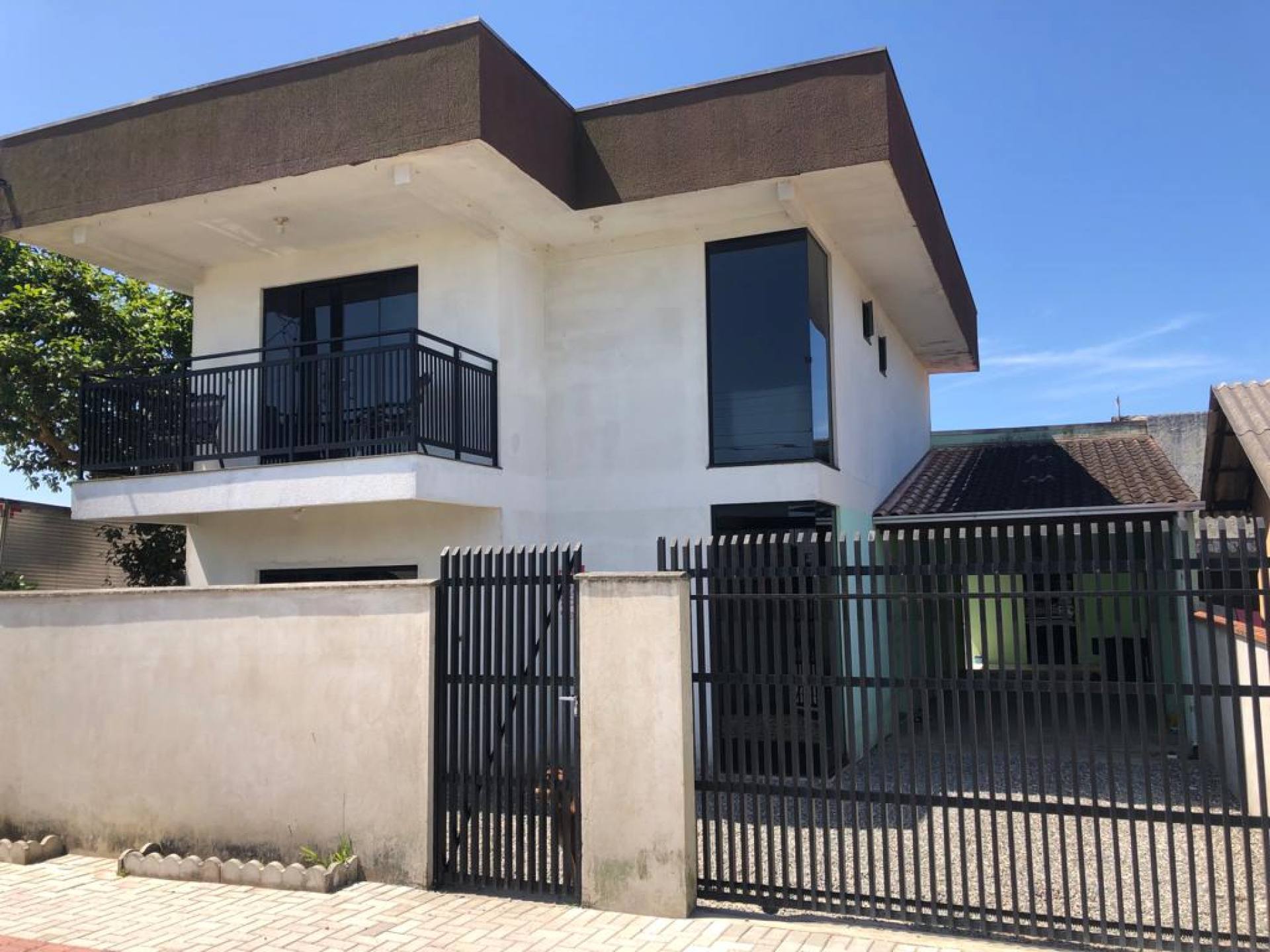 Sobrado Para Vender com 4 quartos 1 suítes no bairro Nossa Senhora da Paz em Balneário Piçarras