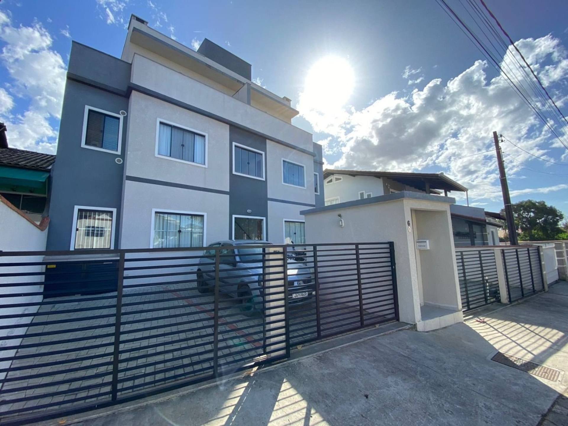 Apartamento Duplex Para Vender com 3 quartos 2 suítes no bairro Centro em Barra Velha