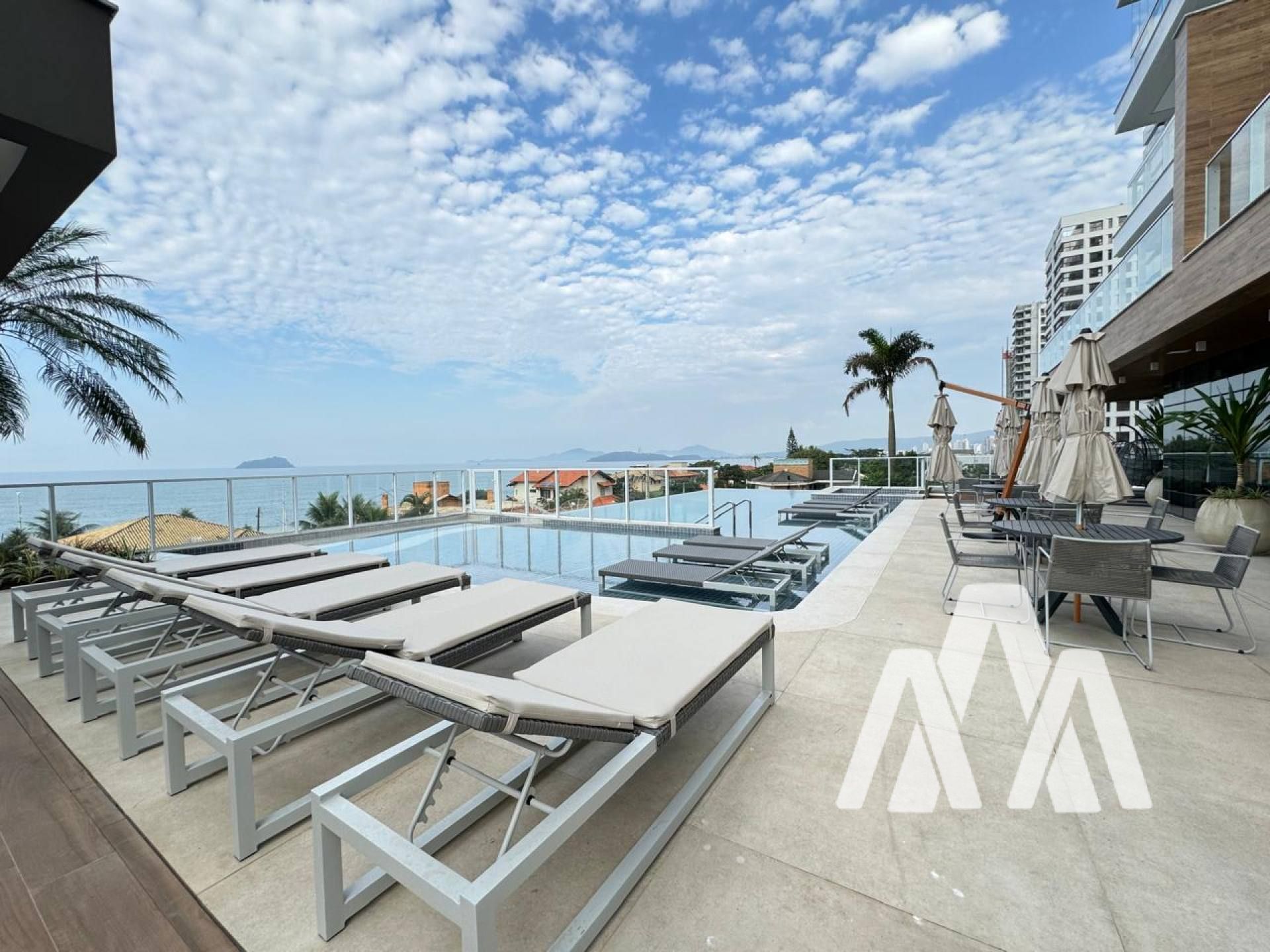 Palm Spring Tower - Pé na Areia