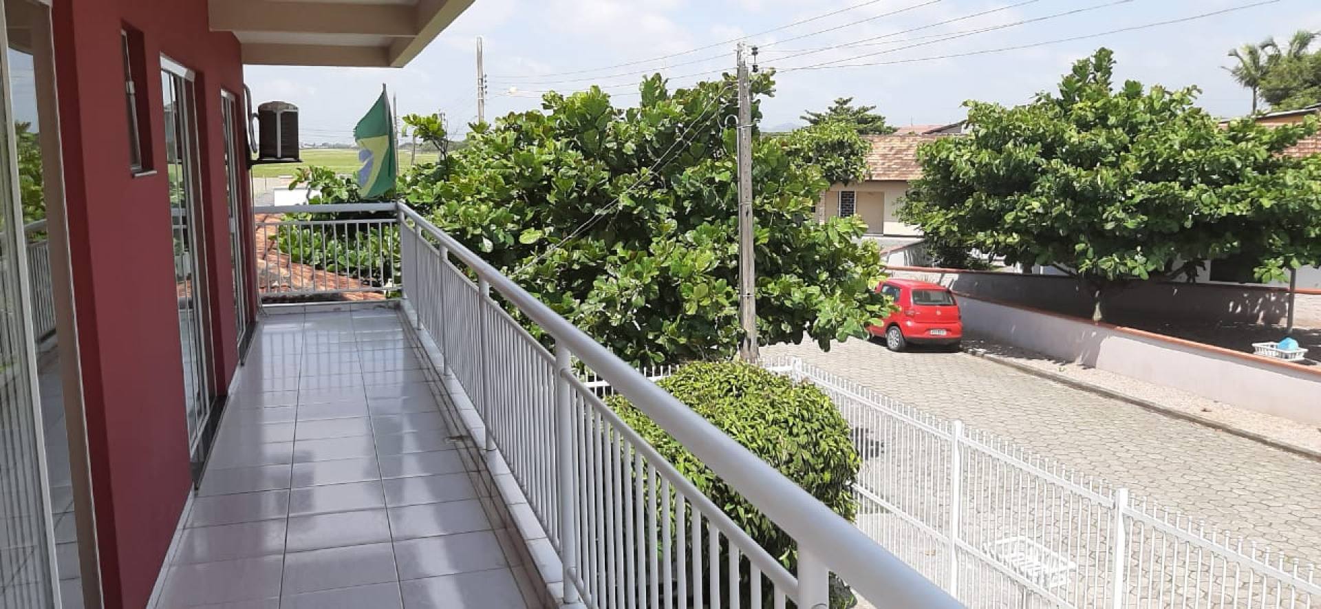 Casa Para Vender com 5 quartos 1 suítes no bairro Meia Praia em Navegantes