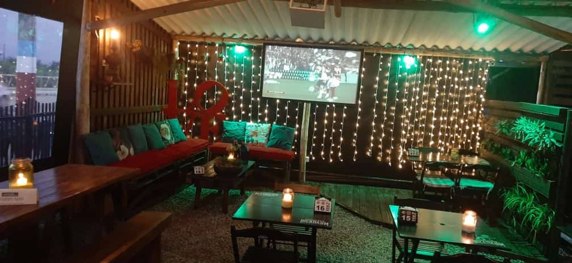 Lote / Terreno Comercial Para Vender no bairro Meia Praia em Navegantes