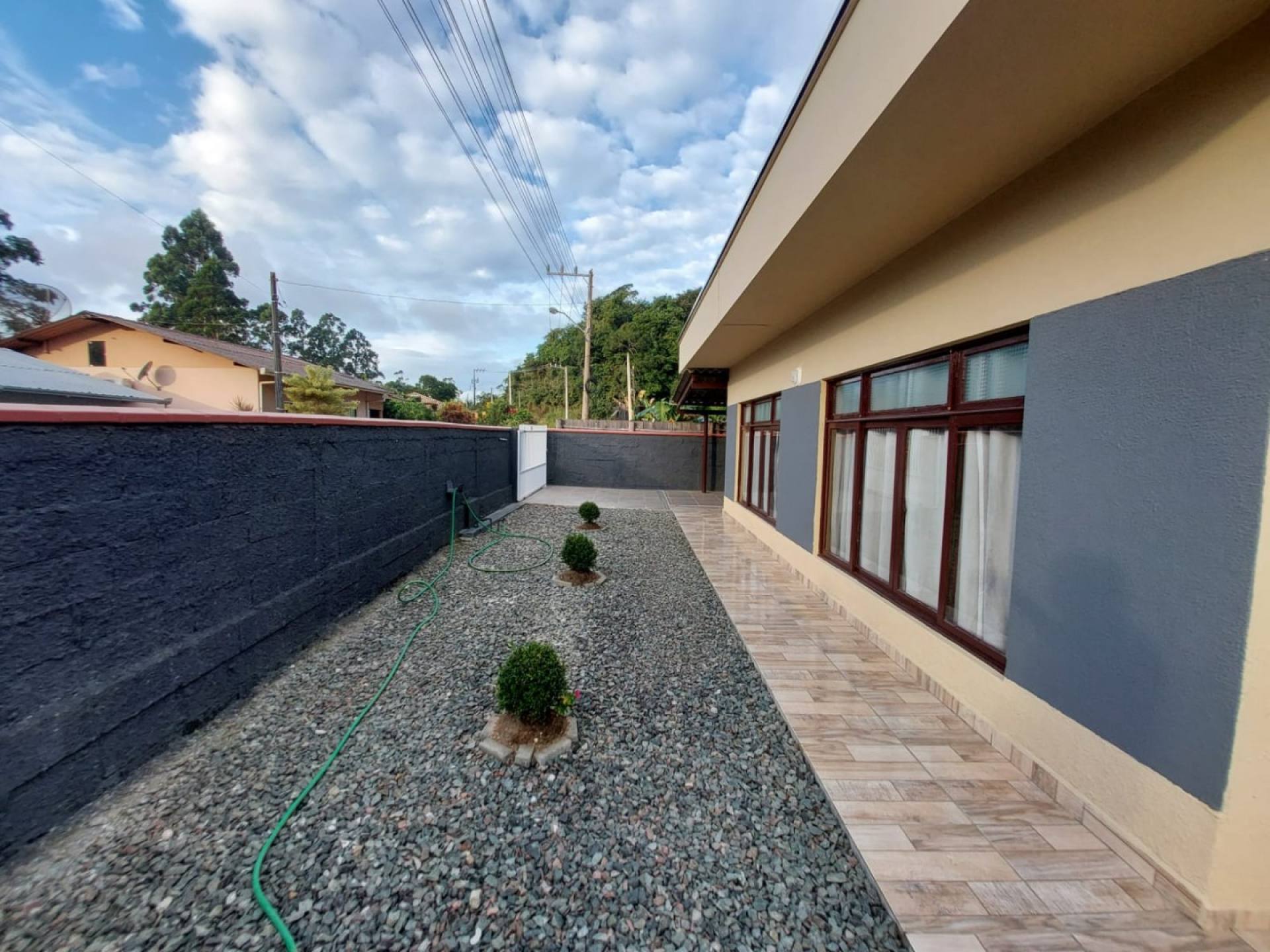 Casa Para Vender com 3 quartos no bairro Santa Lidia em Penha