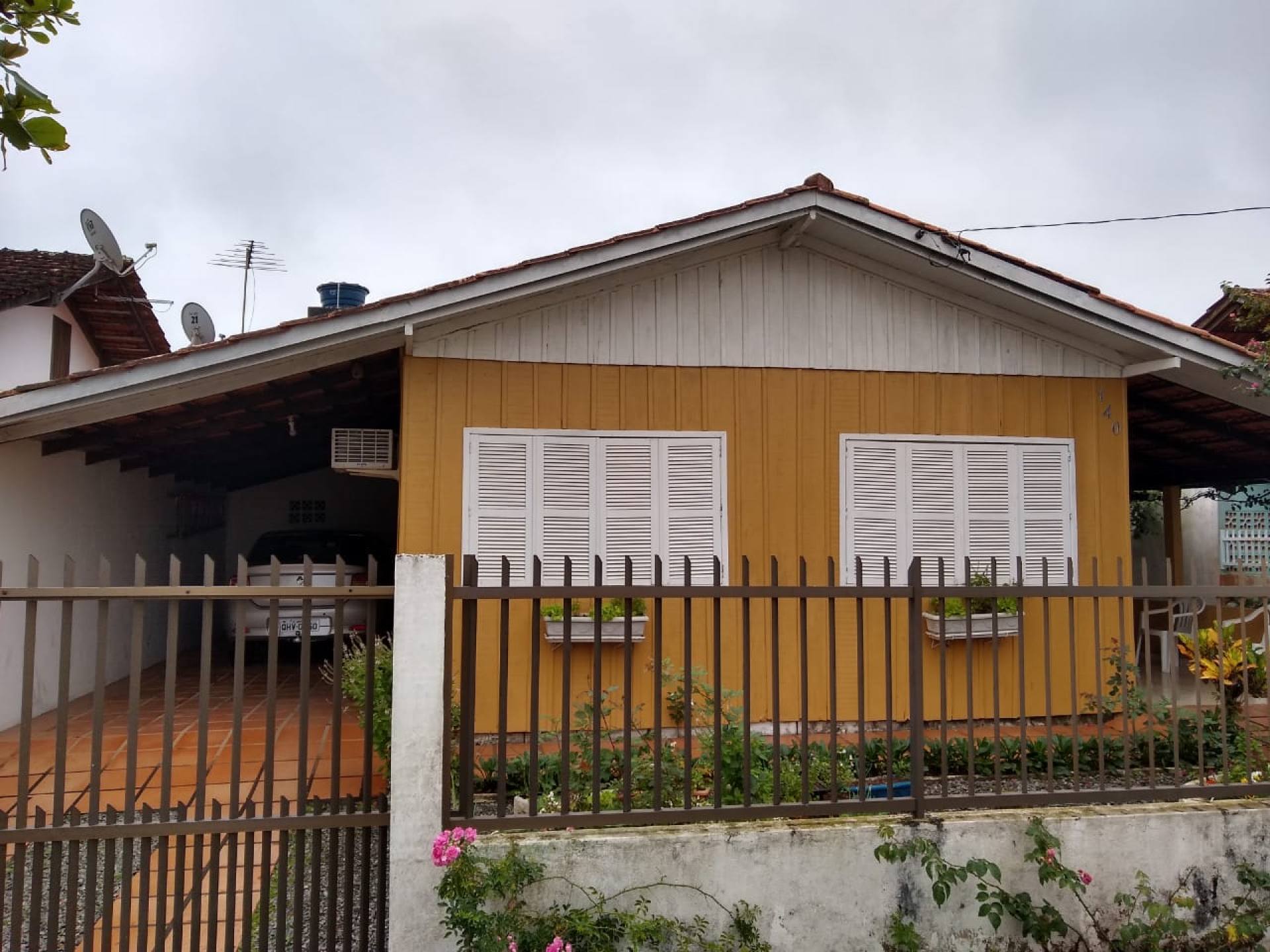 Casa Para Vender com 3 quartos no bairro Centro em Penha