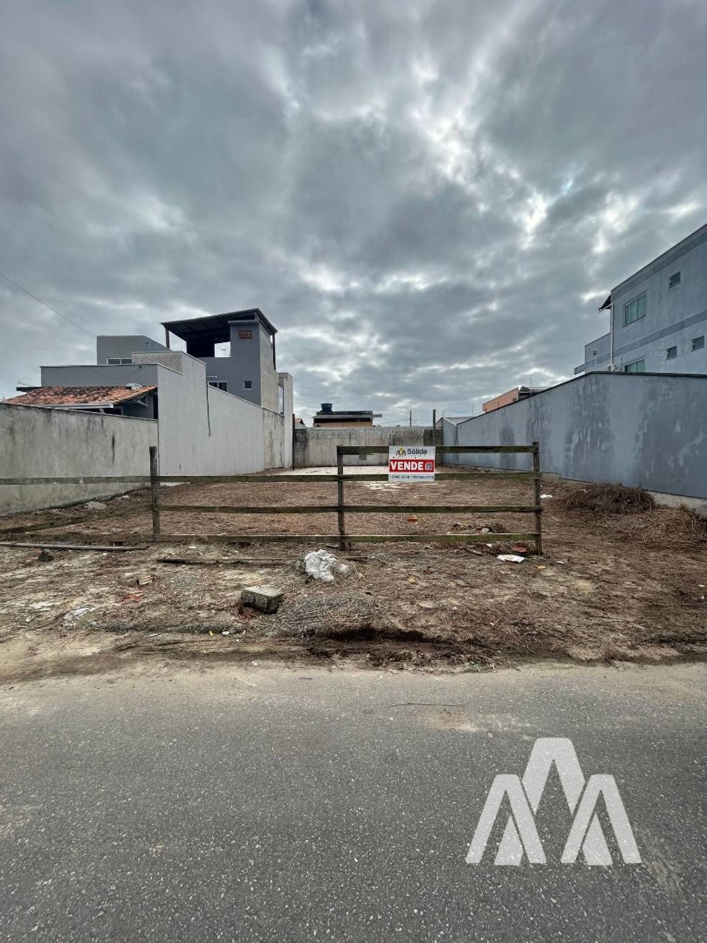 Oportunidade Única: Terreno à Venda em Penha