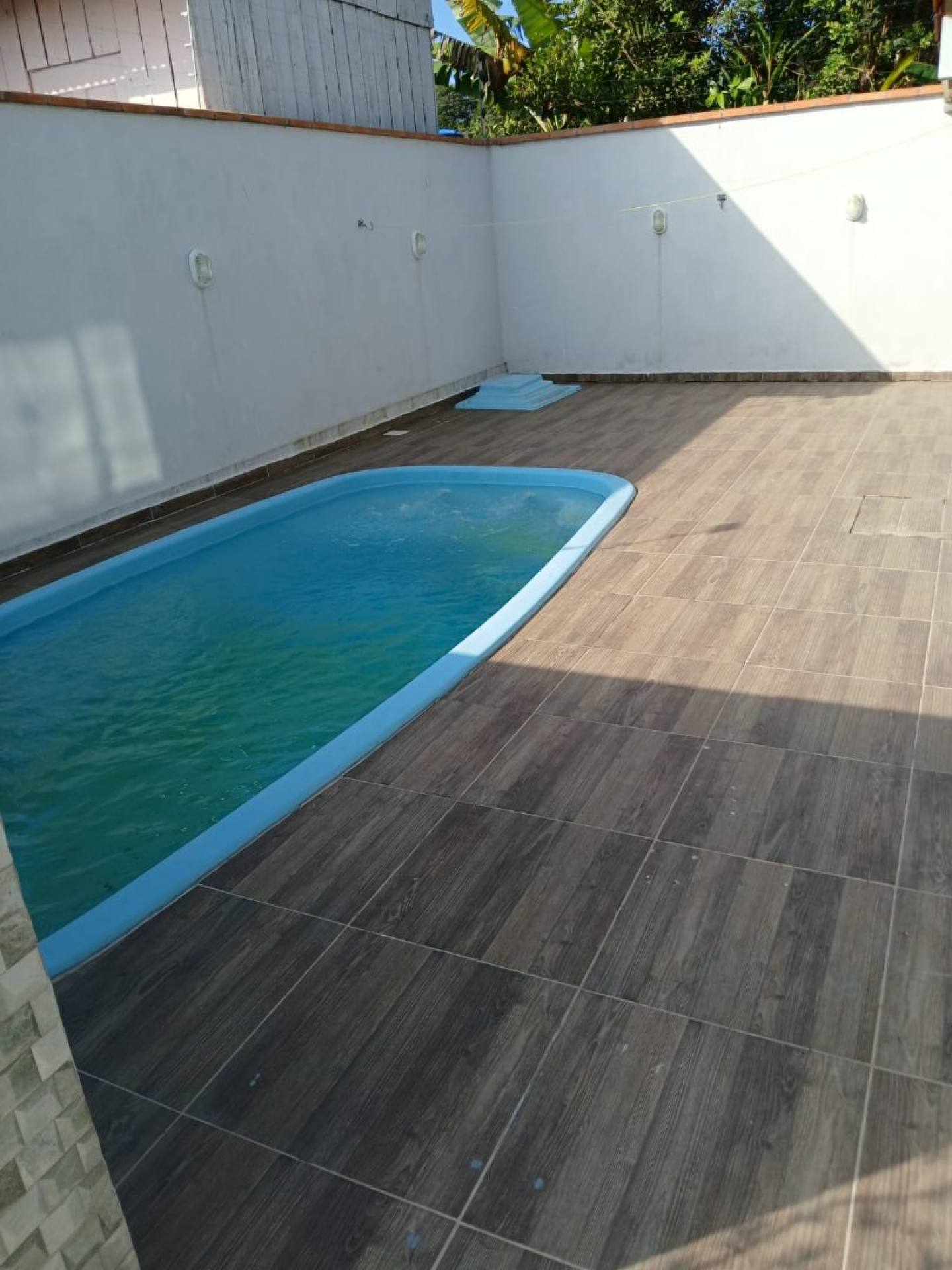 Sobrado Para Vender com 4 quartos no bairro Centro em Penha