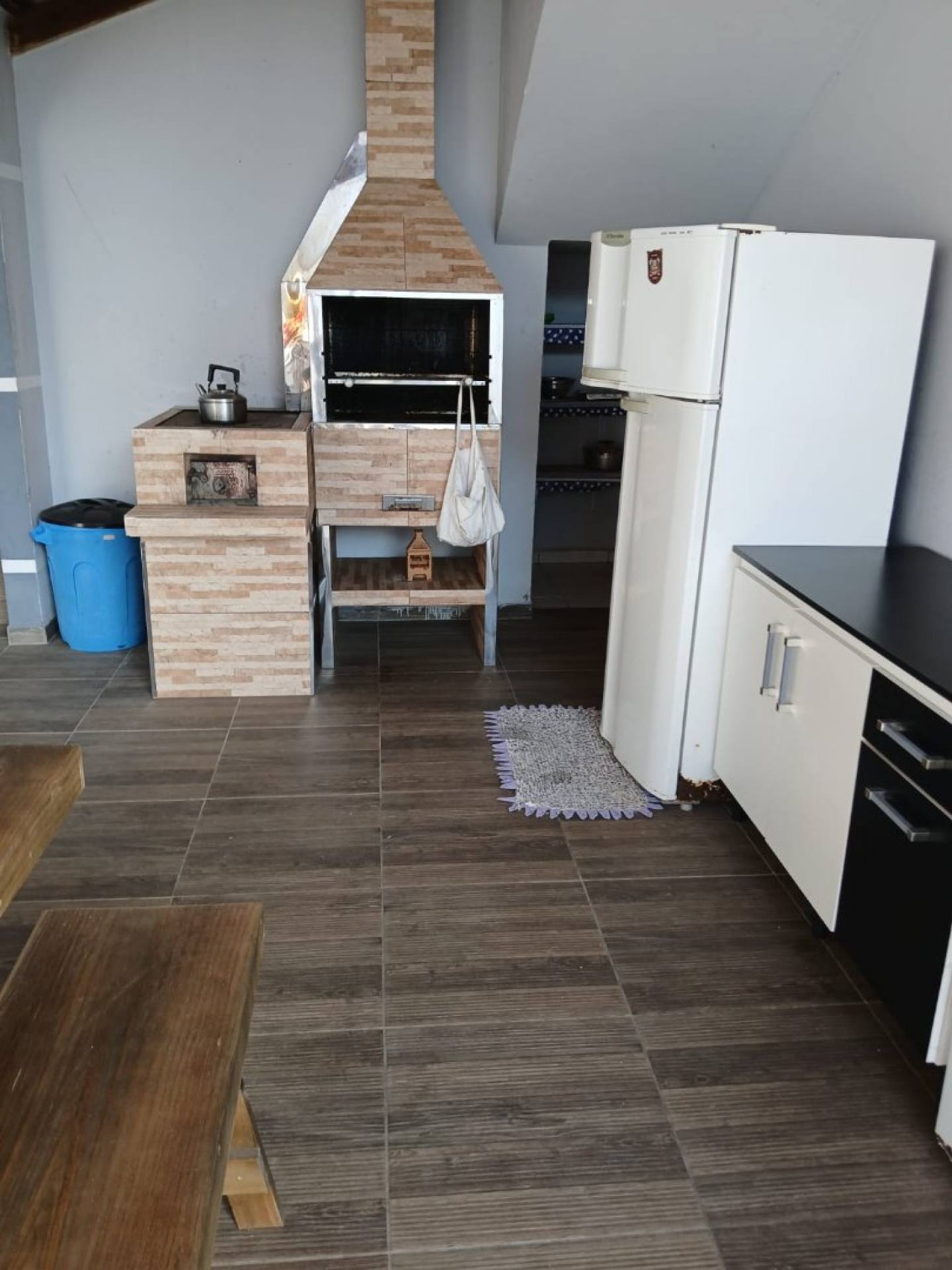 Sobrado Para Vender com 4 quartos no bairro Centro em Penha