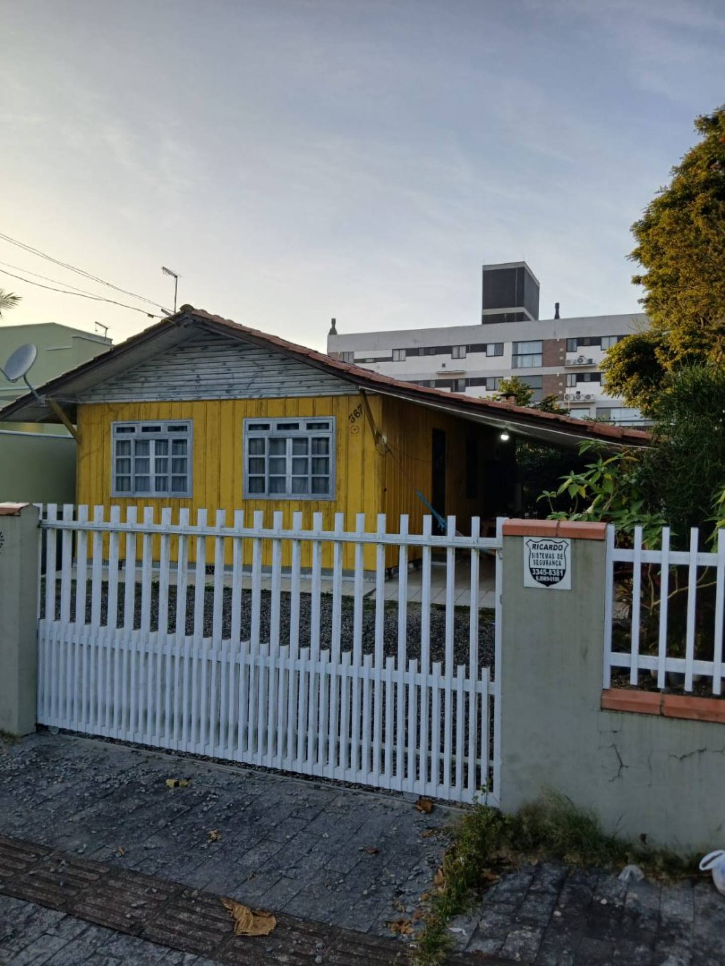 Lote / Terreno Comercial Para Vender no bairro Centro em Balneário Piçarras