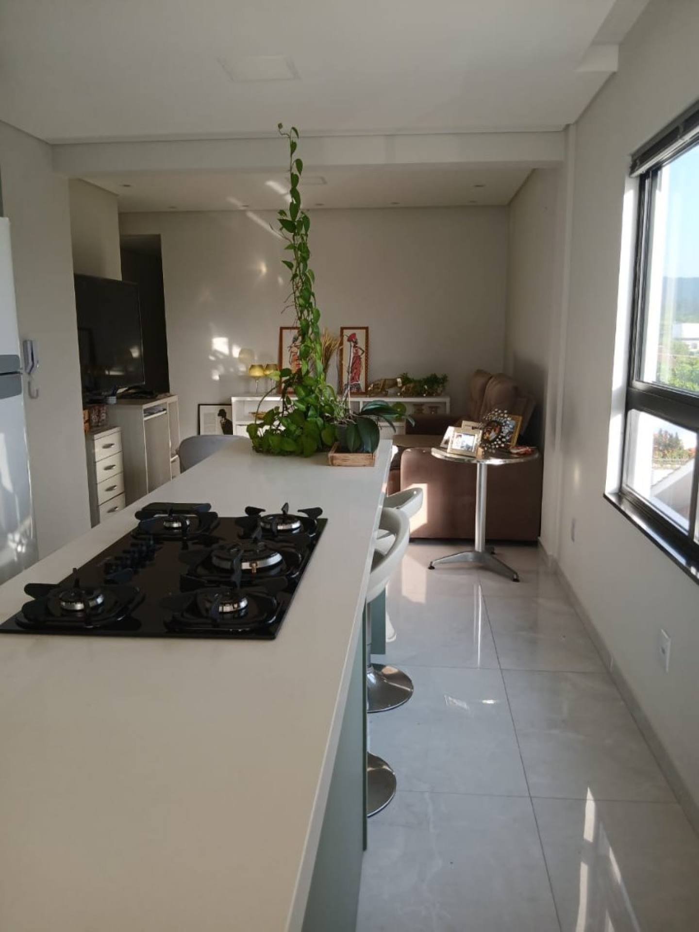 Lindo Apartamento Para Vender com 3 quartos (sendo 1 suíte) no Centro em Balneário Piçarras